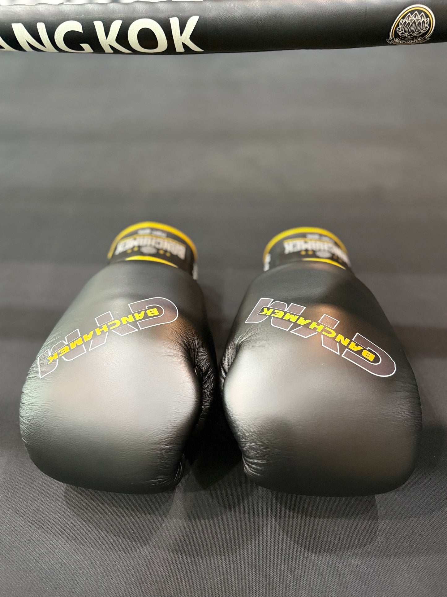 Banchamek BKK Glove