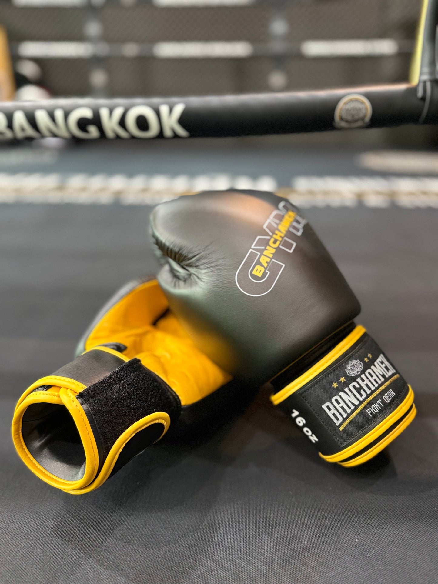 Banchamek BKK Glove